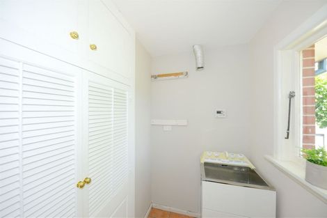 Photo of property in 76 Greendale Avenue, Avonhead, Christchurch, 8042