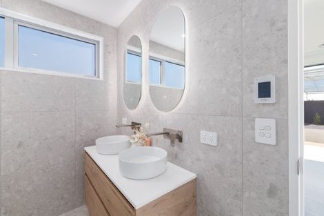 Photo of property in 43 Georgina Street, Marshland, Christchurch, 8083