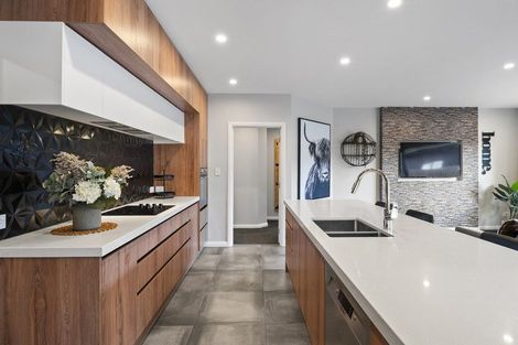 Photo of property in 34 Freedom Drive, Kelvin Grove, Palmerston North, 4414