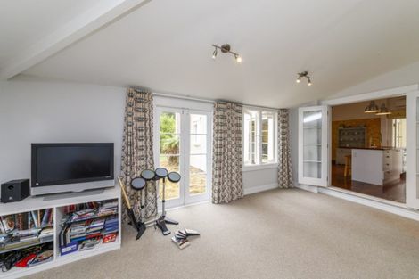 Photo of property in 31 Wanganui Road, Marton, 4710