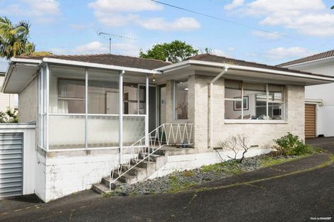 Photo of property in 2/38 Corunna Road, Milford, Auckland, 0620