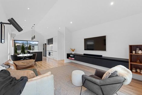 Photo of property in 6 Helen Place, Halswell, Christchurch, 8025