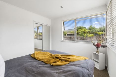 Photo of property in 87a Kawaha Point Road, Kawaha Point, Rotorua, 3010