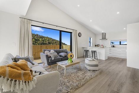 Photo of property in 18 Cathie Place, Karori, Wellington, 6012