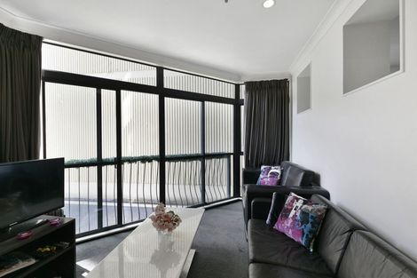 Photo of property in Terrace Garden Apartments, 2d/120 The Terrace, Wellington Central, Wellington, 6011