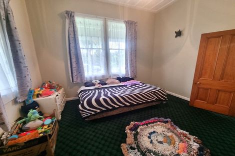 Photo of property in 20 Makomako Street, Pongaroa, 4991
