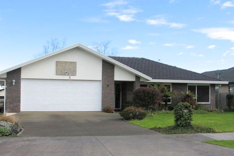 Photo of property in 33 Glanworth Place, Dannemora, Auckland, 2016