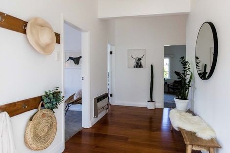 Photo of property in 16 Rodrigo Road, Kilbirnie, Wellington, 6022