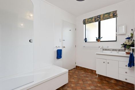 Photo of property in 10 Robalan Place, Redwoodtown, Blenheim, 7201