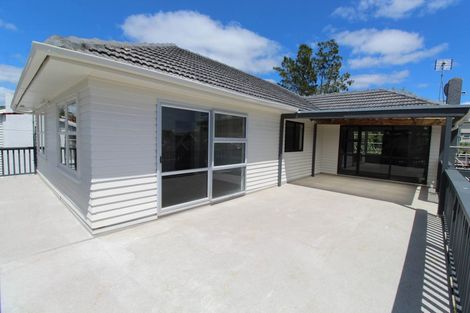 Photo of property in 25 Kamara Road, Glen Eden, Auckland, 0602