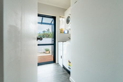 Photo of property in 3 Queen Street, Milton, 9220