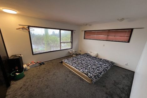 Photo of property in 69 Chelsea View Drive, Chatswood, Auckland, 0626