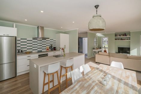 Photo of property in 592 Waterways Parade, Pauanui, Hikuai, 3579