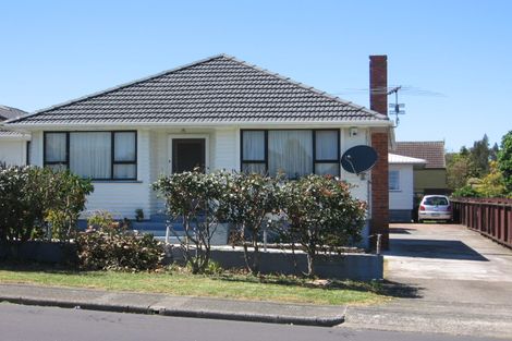 Photo of property in 1/56 Hayr Road, Three Kings, Auckland, 1042