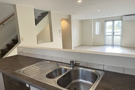 Photo of property in 40 Albionvale Road, Glen Eden, Auckland, 0602