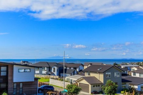 Photo of property in 3 Copper Lane, Long Bay, Auckland, 0630