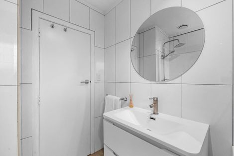 Photo of property in 6/20 Saltburn Road, Milford, Auckland, 0620