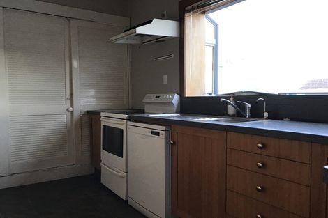 Photo of property in 180 Kenmure Road, Kenmure, Dunedin, 9011