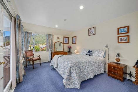 Photo of property in 26 Ranui Street, Waikawa, Picton, 7220