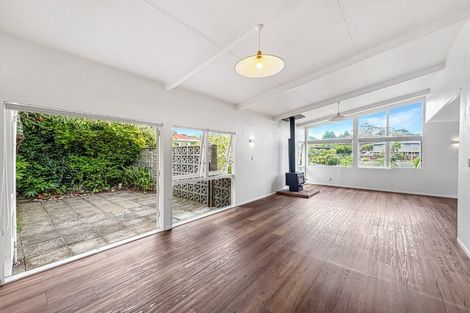 Photo of property in 23 Parkes Avenue, Saint Johns Hill, Whanganui, 4501