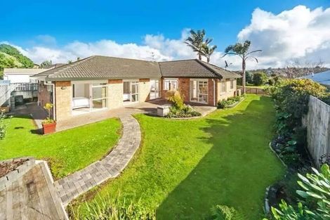 Photo of property in 112 Marina View Drive, West Harbour, Auckland, 0618