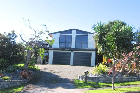 Photo of property in 7 Sophora Place, Totara Heights, Auckland, 2105