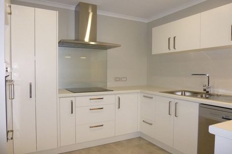 Photo of property in 28 Ridgedale Crescent, Flagstaff, Hamilton, 3210