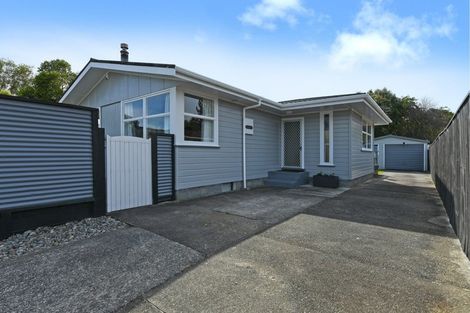 Photo of property in 10 Shanly Street, Brown Owl, Upper Hutt, 5018