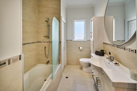 Photo of property in 113 Austin Street, Mount Victoria, Wellington, 6011