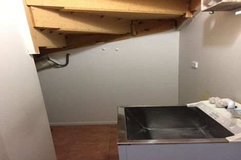 Photo of property in 1/13 John Jennings Drive, Oteha, Auckland, 0632