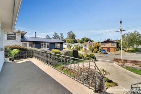 Photo of property in 1 Oxford Street, Holmes Hill, Oamaru, 9401