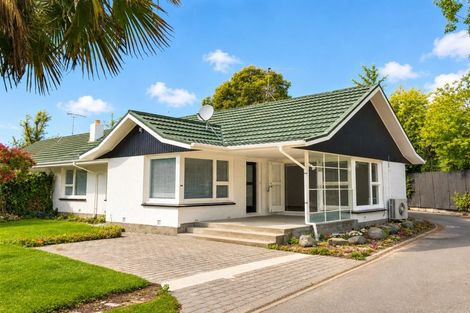 Photo of property in 1/23a Hamilton Avenue, Ilam, Christchurch, 8041