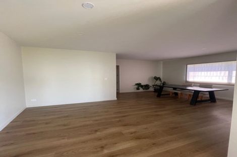 Photo of property in 24 Baumea Rise, Massey, Auckland, 0614