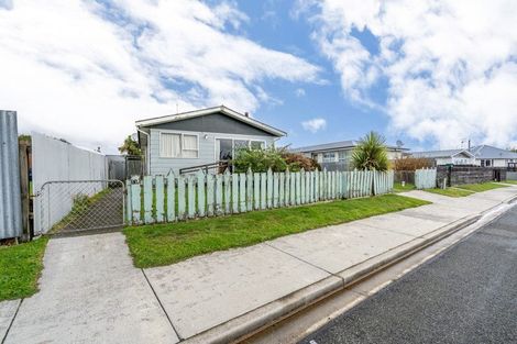 Photo of property in 11 Boyne Street, Clifton, Invercargill, 9812