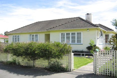 Photo of property in 19 Hall Street, Cheviot, 7310