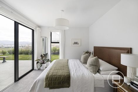 Photo of property in 52 Cunninghams Drive, Jacks Point, Queenstown, 9371