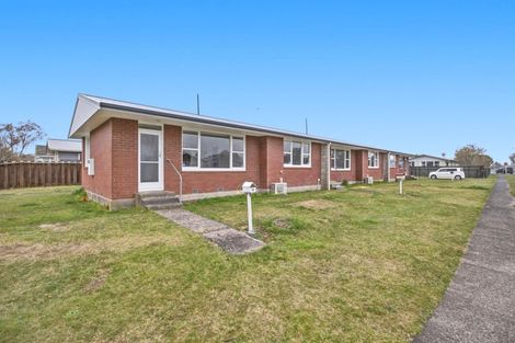 Photo of property in 5a-c Pohutukawa Drive, Tokoroa, 3420