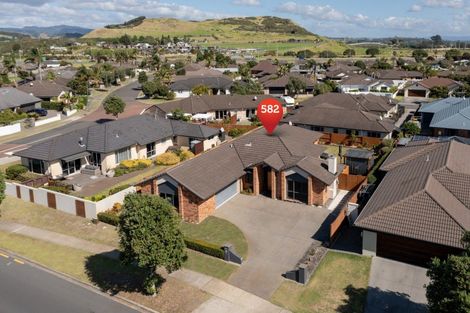 Photo of property in 582 Gloucester Road, Papamoa Beach, Papamoa, 3118