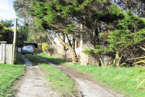 Photo of property in 18 Princes Road, Greenhills, Invercargill, 9877