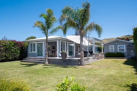 Photo of property in 19 Harper Road, Waimarama, 4294