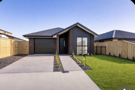 Photo of property in 35 Herridge Street, Woodend, 7610