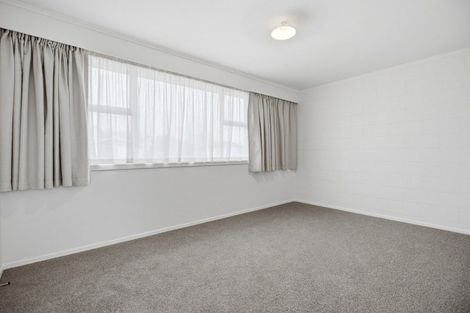 Photo of property in 5a-c Pohutukawa Drive, Tokoroa, 3420