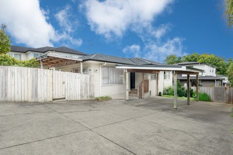 Photo of property in 27 Normanton Street, Glenfield, Auckland, 0629