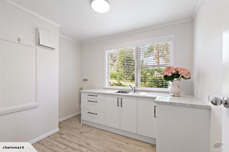 Photo of property in 33 Trig Road, Whitford, Howick, 2571