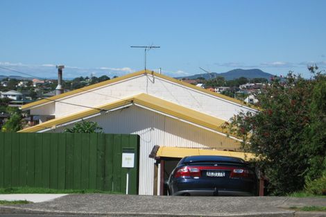 Photo of property in 2/30 Arran Road, Browns Bay, Auckland, 0630