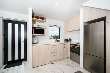 Photo of property in 3/57 Taikata Road, Te Atatu Peninsula, Auckland, 0610