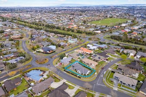 Photo of property in 1 Whitford Place, Rototuna North, Hamilton, 3210