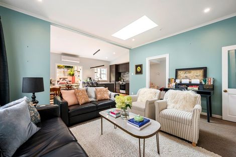 Photo of property in 237 Ohiro Road, Brooklyn, Wellington, 6021