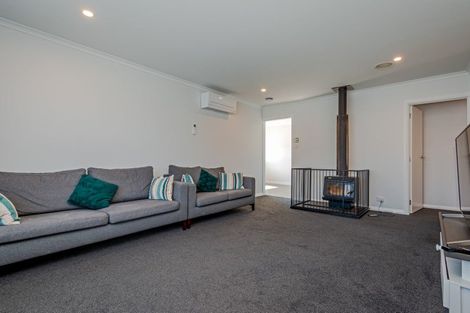 Photo of property in 31 Karamea Crescent, Kelvin Grove, Palmerston North, 4414
