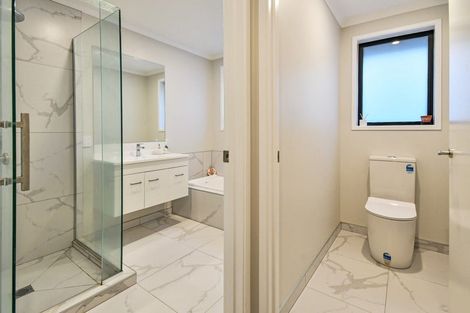 Photo of property in 82 Harriet Johnston Drive, Pokeno, 2402